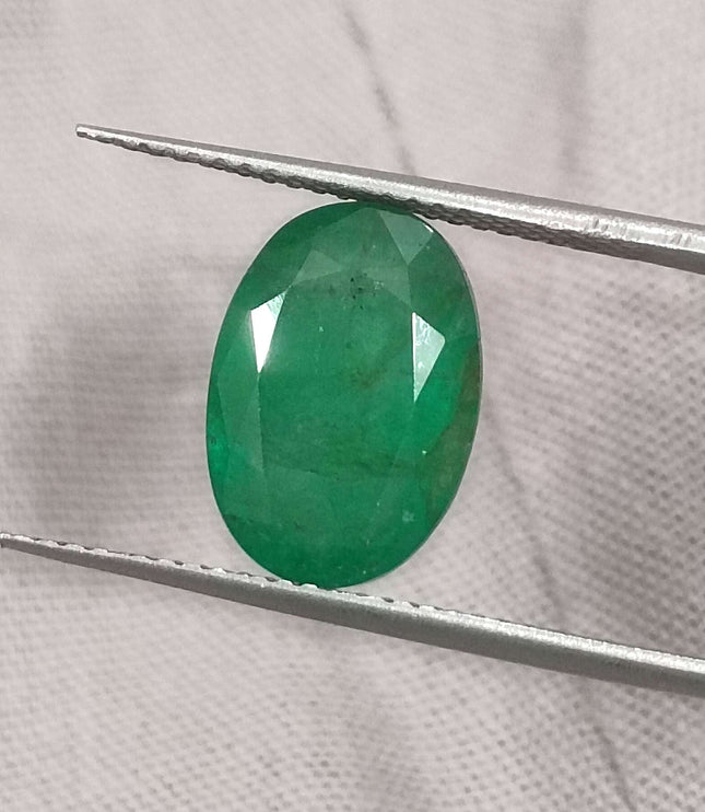 Zambian Emerald 4.09ct  Natural Certified Oval Cut Medium Green Loose Stone