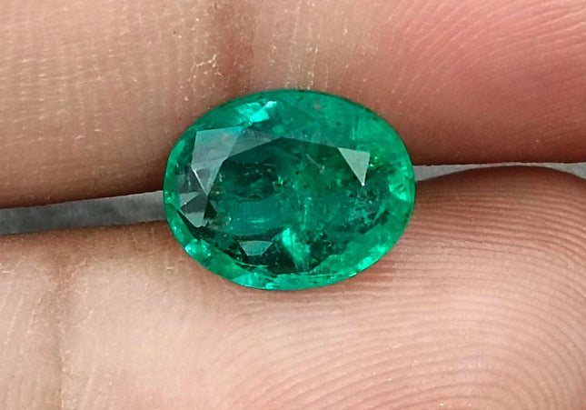 GSI Certified 2.42ct Medium Green Zambian Emerald Minor Oiled Loose Gemstone
