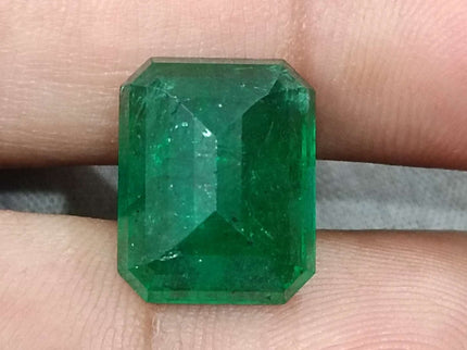 11.92ct Swat Emerald, Deep Vivid Green Natural Gemstone