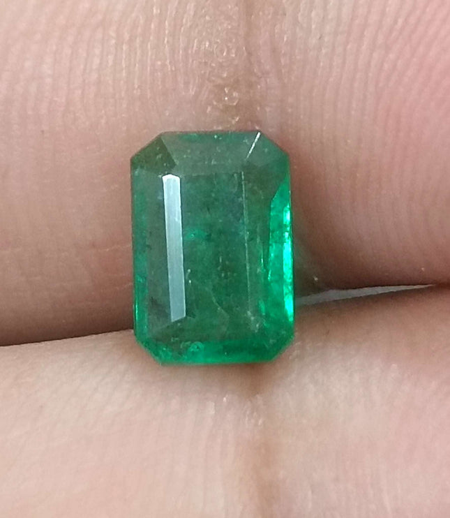 Certified 1.63ct Zambian Natural Emerald.