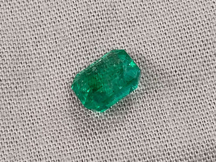 Zambian Emerald 1.70ct Natural Certified Glass Green  Minor Oiled Loose Gemstone