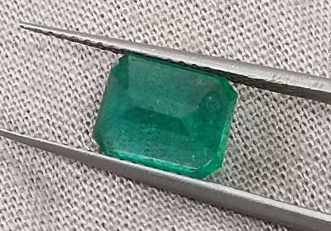 GSI Certified 1.87ct Medium Deep Green Zambian Emerald Minor Oiled Loose Gemstone