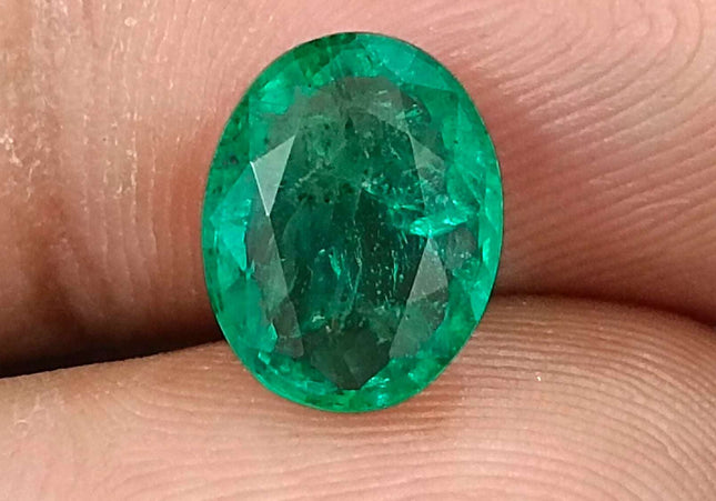 GSI Certified 2.42ct Medium Green Zambian Emerald Minor Oiled Loose Gemstone