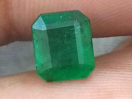 Certified 2.09ct Zambian Natural Emerald.