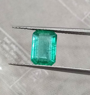 1.47ct Emerald Natural Pastel Green Octagon Cut Minor Oiled Loose Gemstone