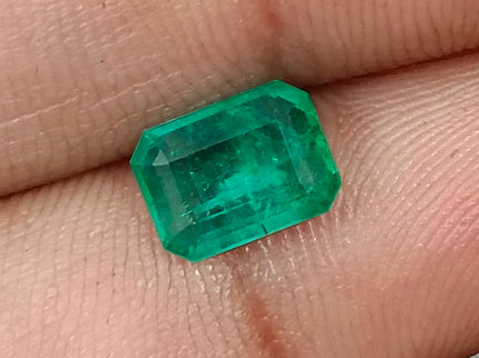 Zambian Emerald 1.67ct Medium Green Certified Natural Octagon Cut Gemstone