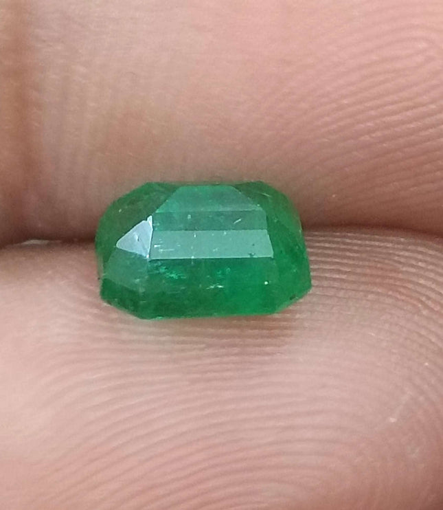 Swat Emerald 1.78ct Certified Natural Vivid Golden Green Gemstone
