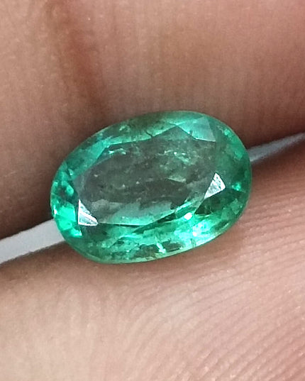 GSI Certified 1.38ct Bright Medium Shamrock Green Natural Zambian Emerald Minor Oiled Loose Gemstone