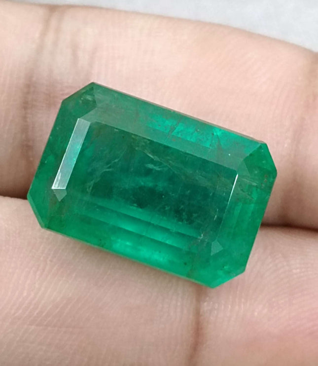 Swat Emerald 29.19ct Natural Deep Velvet Green Gemstone