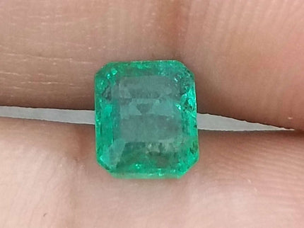 Certified 1.15ct Natural Zambian Emerald Stone.