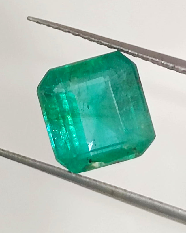 GSI Certified 2.61ct Medium Green Zambian Emerald, Natural Gemstone