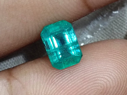 Natural Zambian Emerald 1.40ct SGL Certified Medium Bluish Green Octagon Cut Minor Oil Loose Gemstone
