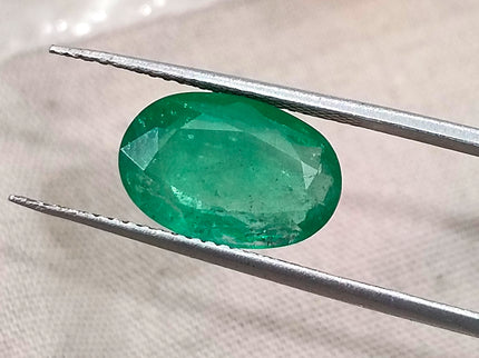 3.41ct Natural Emerald Medium Spring Green Zambian Oval Gemstone