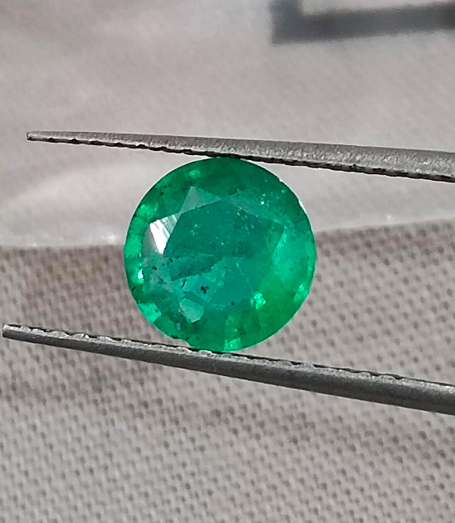 Zambian Emerald 1.00ct Certified Natural Medium Bright Shamrock Green Round Cut Gemstone