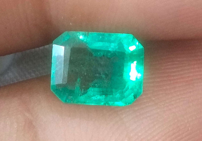 2.03ct GSI USA Certified Pastel Green Zambian Emerald Minor Oiled Loose Gemstone
