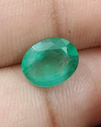 GSI certified 2.47ct Medium Pure Green Natural Zambian Emerald Minor Oiled Loose Gemstone