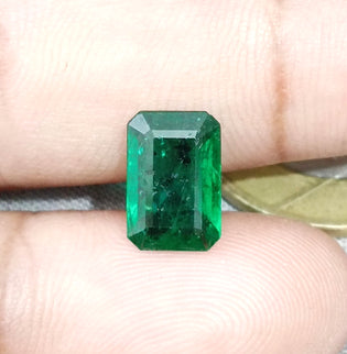 2.26ct Natural Emerald Vivid Green Zambian Octagon Cut Gemstone
