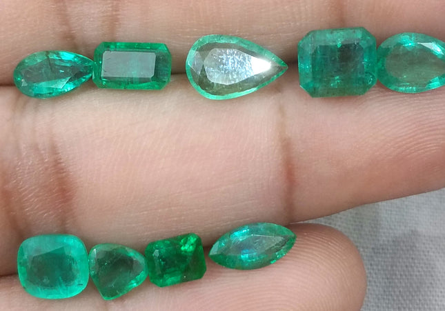 9.00ct Natural Zambian Emerald Parcel Minor Oiled Loose Gemstones