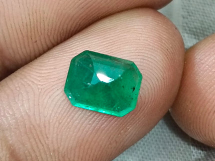 2.37ct Natural Emerald Zambia Deep Pure Green Octagon Vut Gemstone