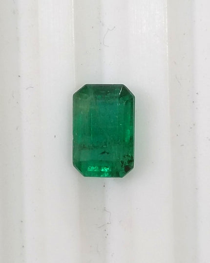 GSI Certified 1.29ct Vivid Medium Deep Green Swat Emerald Minor Oiled Loose Gemstone