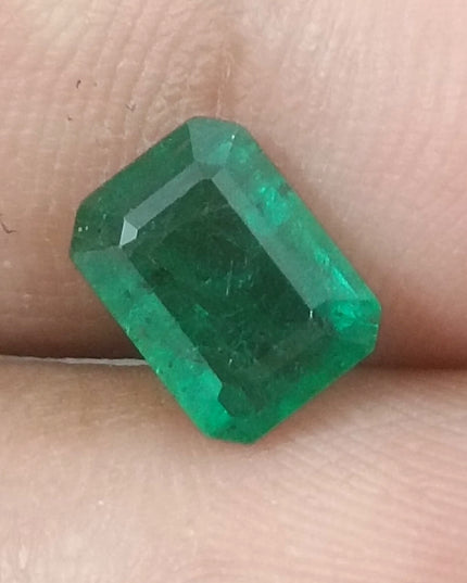 GSI Certified 1.51ct Deep Golden Green Natural Zambian Emerald Minor Oiled Loose Gemstone
