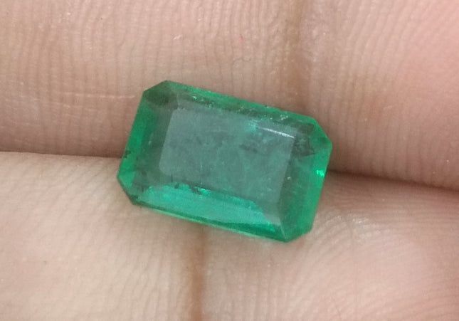 2.73ct GSI USA Certified Medium Deep Green Spring Green Zambian Emerald Minor Oiled Loose Gemstone