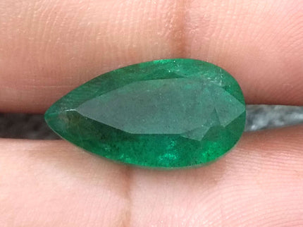 9.61ct Deep Vivid Green Natural Emerald, Earth Mined Gemstone