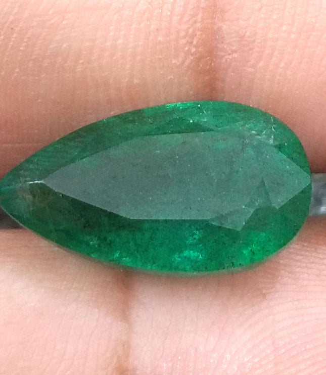 9.61ct Deep Vivid Green Natural Emerald, Earth Mined Gemstone