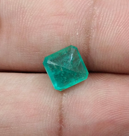 2.45ct Zambian Emerald, 100% Natural Earth Mined Gemstone