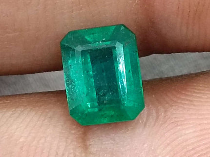 Certified 1.87ct Natural Zambian Emerald Stone