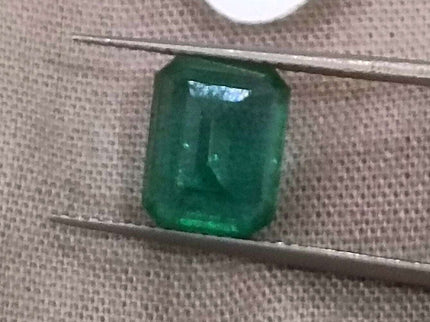 2.31ct Natural Emerald, High Quality Certified Zambian Origin Vivid Deep Green Stone