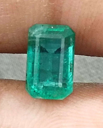 GSI Certified 1.83ct Medium Green Zambian Emerald Minor Oiled Loose Gemstone