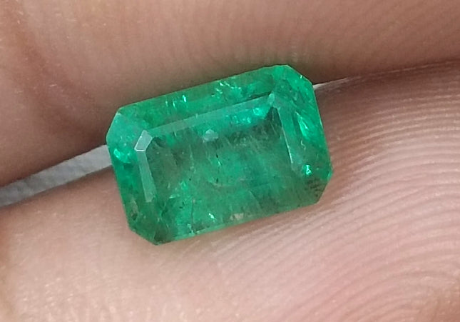 1.81ct GSI Certified Medium Deep Golden Green Zambian Emerald Minor Oiled Loose Gemstone