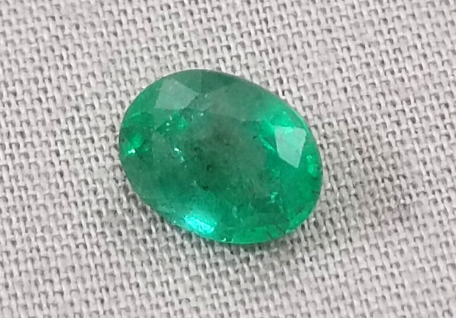 1.51ct Vivid Deep Golden Green Natural Zambian Emerald