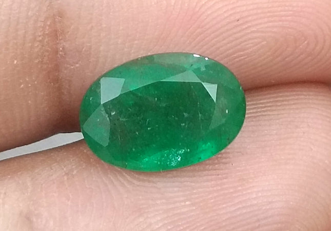 GSI Certified 4.09ct Medium Green Natural Zambian Emerald Minor Oiled Loose Gemstone