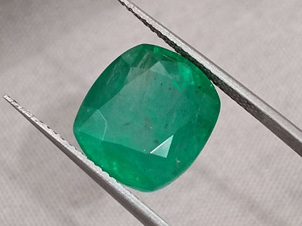 7.30ct Emerald Natural Certified Medium Bright Alpine Green Cushion Cut Stone