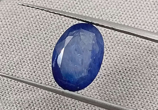 4.01ct Royal blue sapphire Sri Lanka origin natural only heated loose gemstone