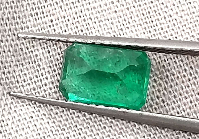 GSI Certified 1.35ct Deep Green Panjshir Emerald Minor Oiled Loose Gemstone