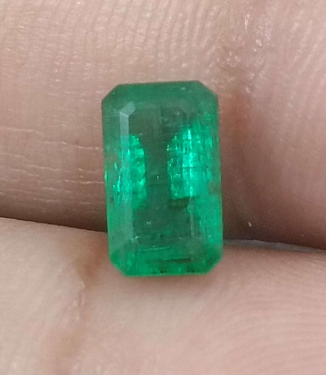 Panjshir Emerald 1.68ct Certified Deep Golden Green Natural Stone