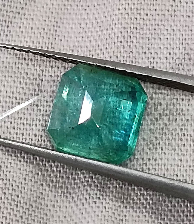 Zambian Emerald 2.59ct Certified Natural Medium Green Gemstone