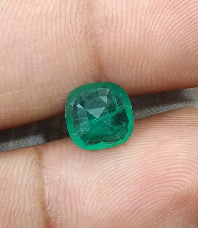 Emerald Natural 1.95ct Zambia Minor Oiled SGL Certified Cushion Cut Loose Gemstone