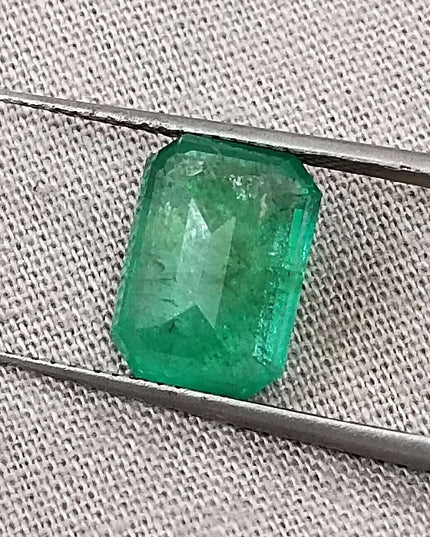 GSI Certified 3.16ct Medium Green Panjshir Emerald Minor Oiled Loose Gemstone