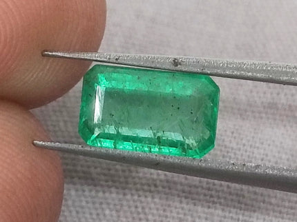 1.84ct Natural Panjshir Emerald Medium Parrot Green Octagon Gemstone
