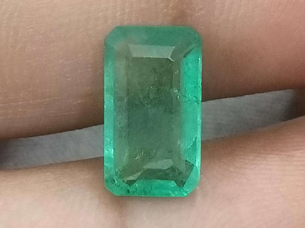 Zambian Emerald 2.74ct Certified Natural Medium Light Green Octagon Cut Loose Stone