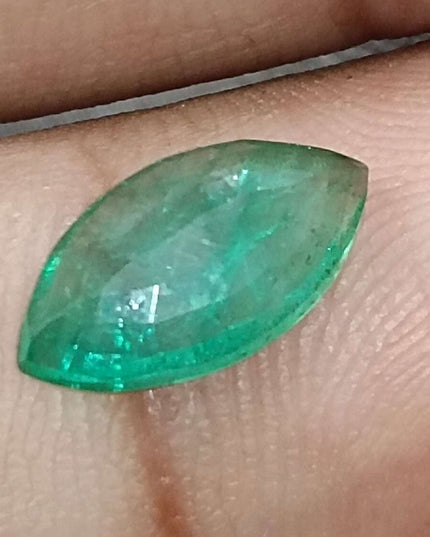 GSI Certified 1.52ct Medium Leaf Green Natural Zambian Emerald Minor Oiled Loose Gemstone