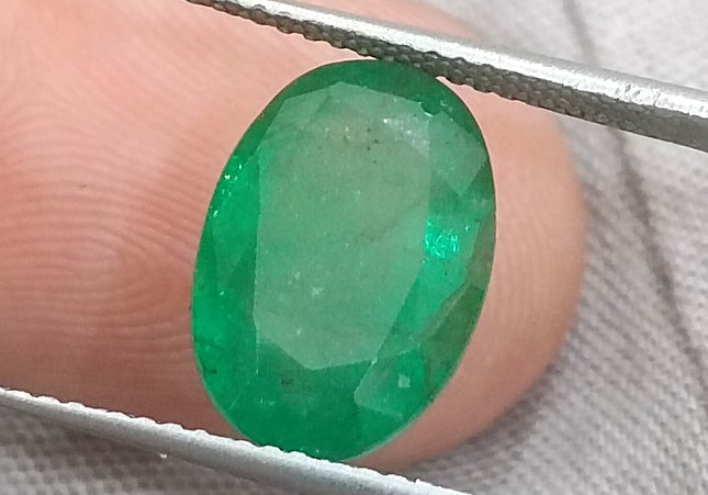 GSI Certified 4.09ct Medium Green Natural Zambian Emerald Minor Oiled Loose Gemstone