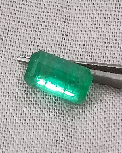 GSI Certified 1.44ct Medium Deep Green Natural Panjshir Emerald Minor Oiled Loose Gemstone