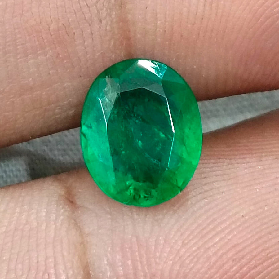 Zambian Emerald 2.68ct Vivid Green Certified Natural Oval Cut Loose Stone