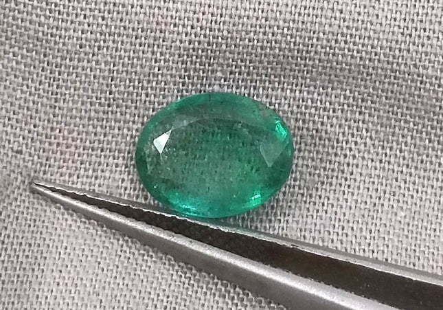 GSI Certified 2.55ct Medium Light Green Natural Zambian Emerald Minor Oiled Loose Gemstone