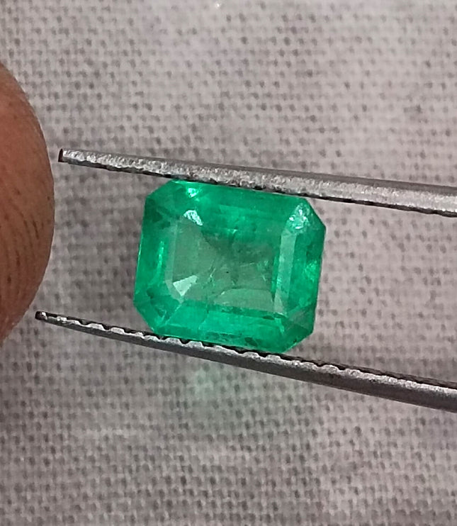 Panjshir Emerald 1.07ct Natural Certified Neon Green Emerald Cut Loose Gemstones